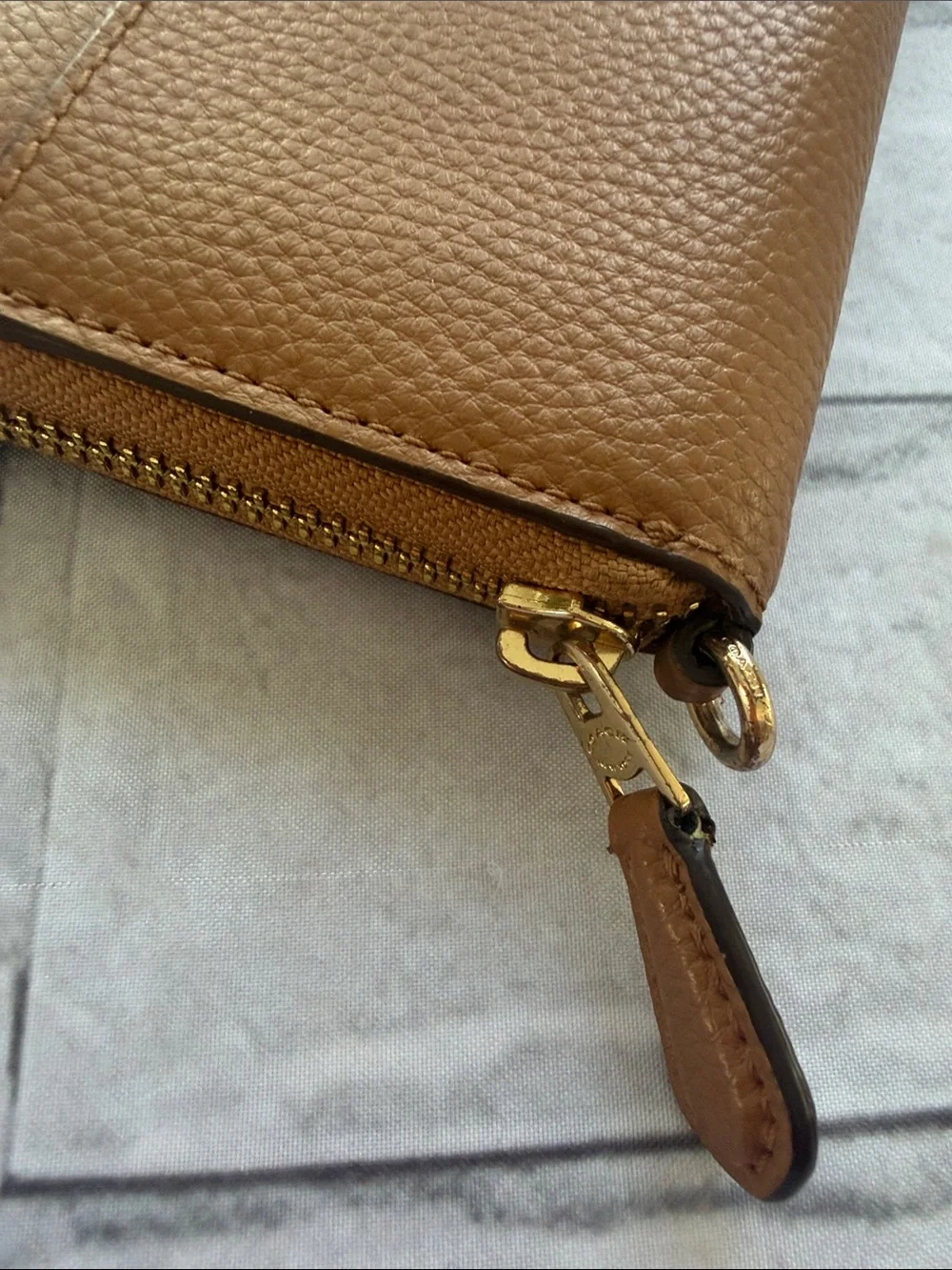 COACH pebble leather accordion zip wallet - Picture 5 of 11